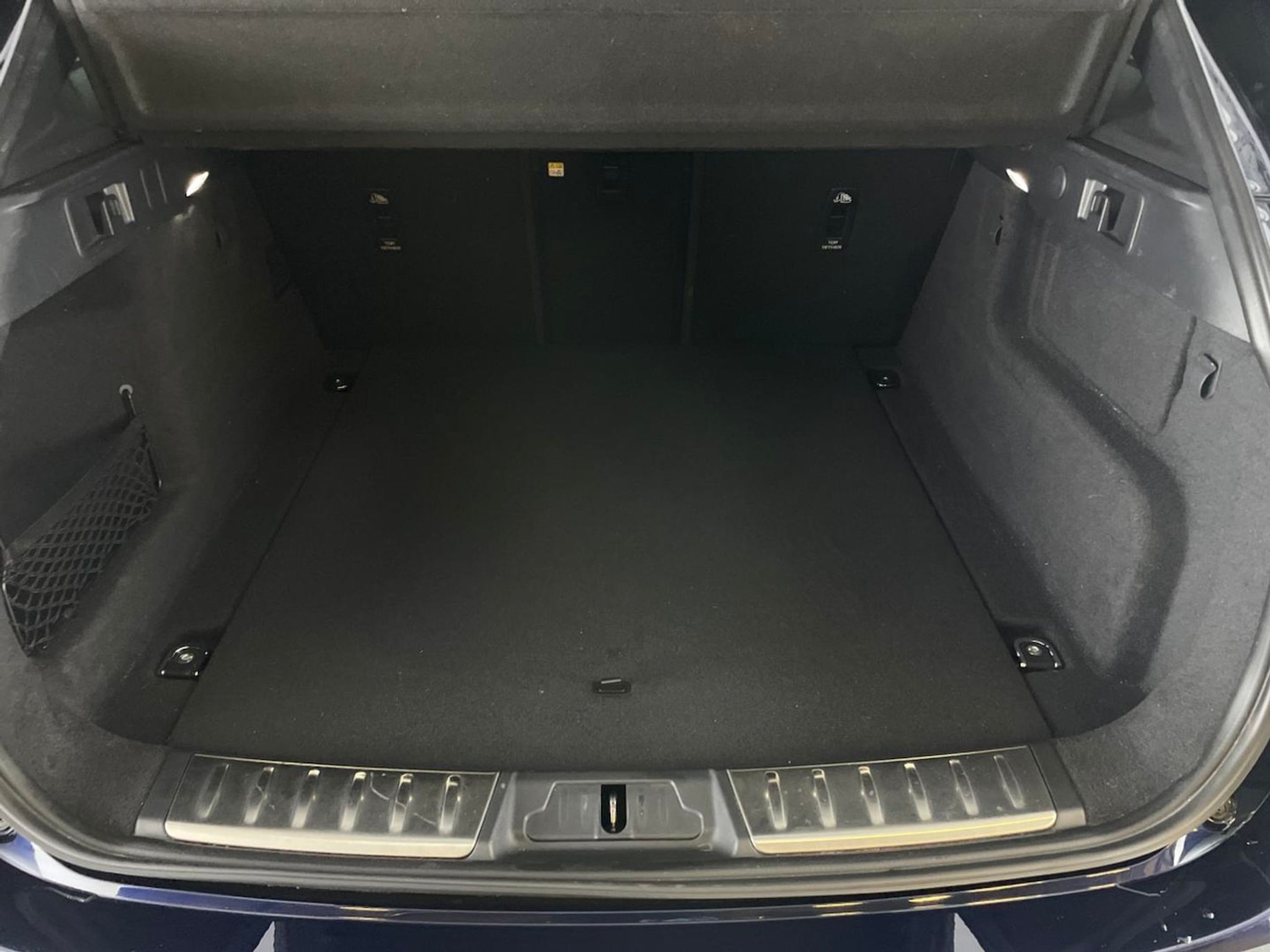 Used Jaguar F-Pace 2023 for sale - 76696836: Photo 42