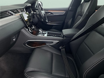 Used Jaguar F-Pace 2023 for sale - 76696836: Photo