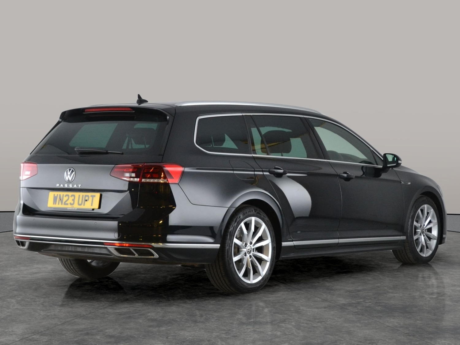 Used Volkswagen Passat 2023 for sale - 76835236: Photo 10
