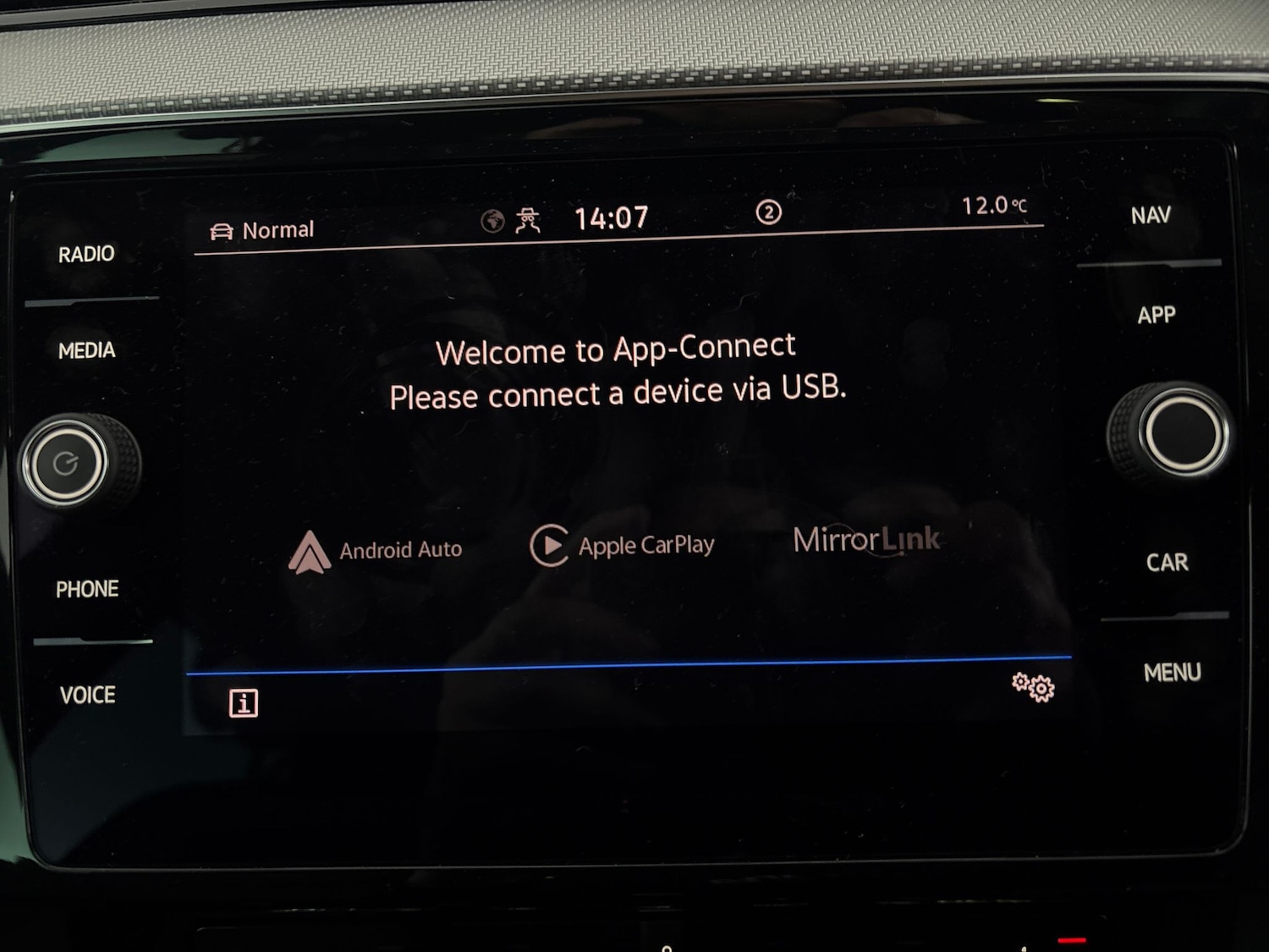 Used Volkswagen Passat 2023 for sale - 76835236: Photo 21