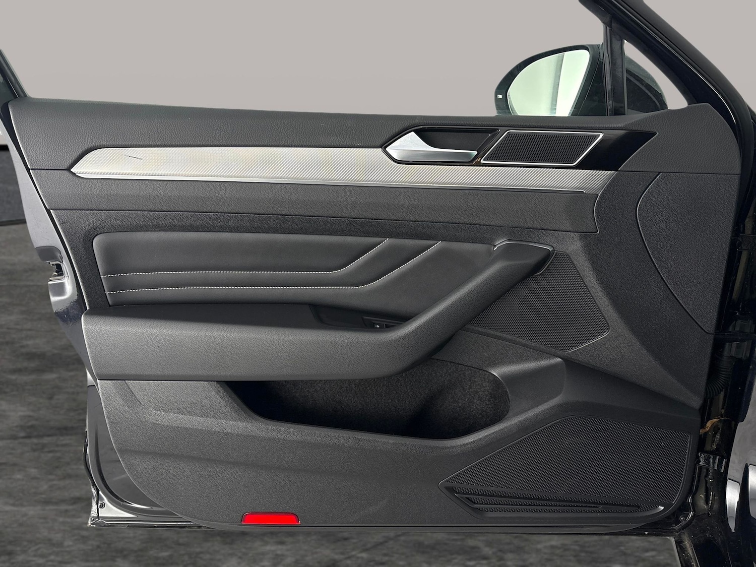 Used Volkswagen Passat 2023 for sale - 76835236: Photo 32