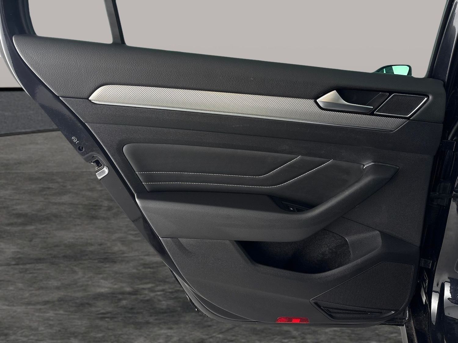 Used Volkswagen Passat 2023 for sale - 76835236: Photo 34