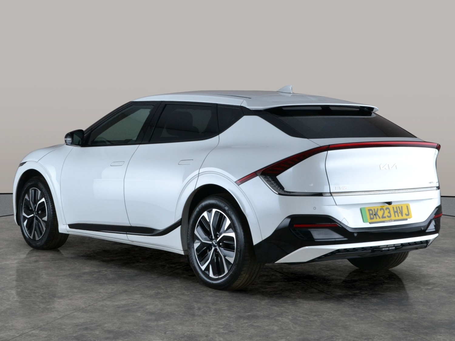 Used Kia EV6 2023 for sale - 78118444: Photo 11