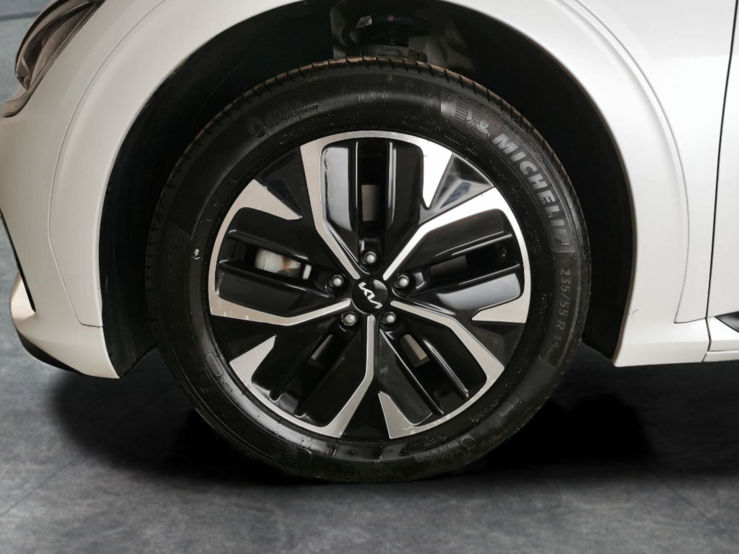 Used Kia EV6 2023 for sale - 78118444: Photo 28