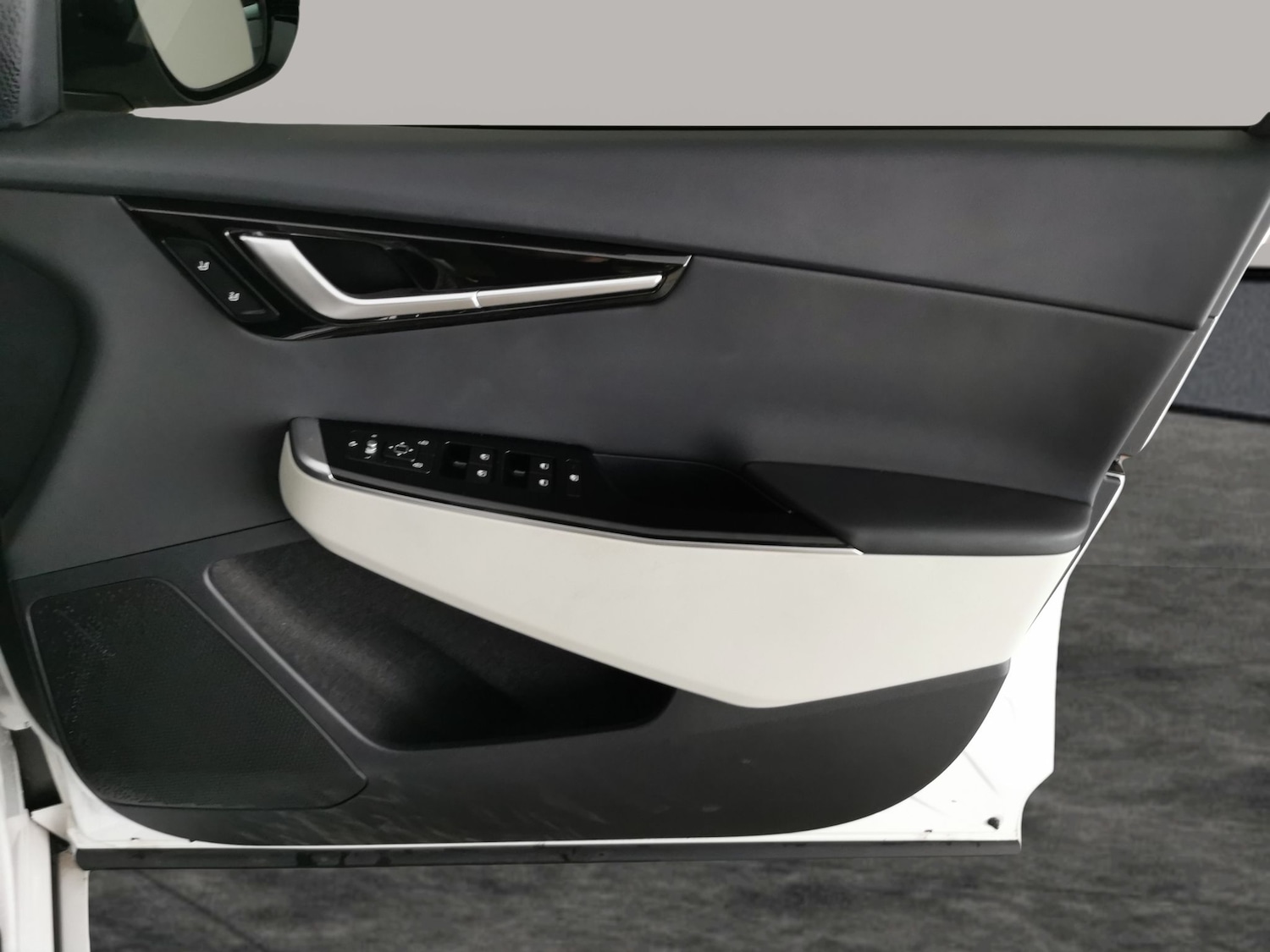 Used Kia EV6 2023 for sale - 78118444: Photo 35