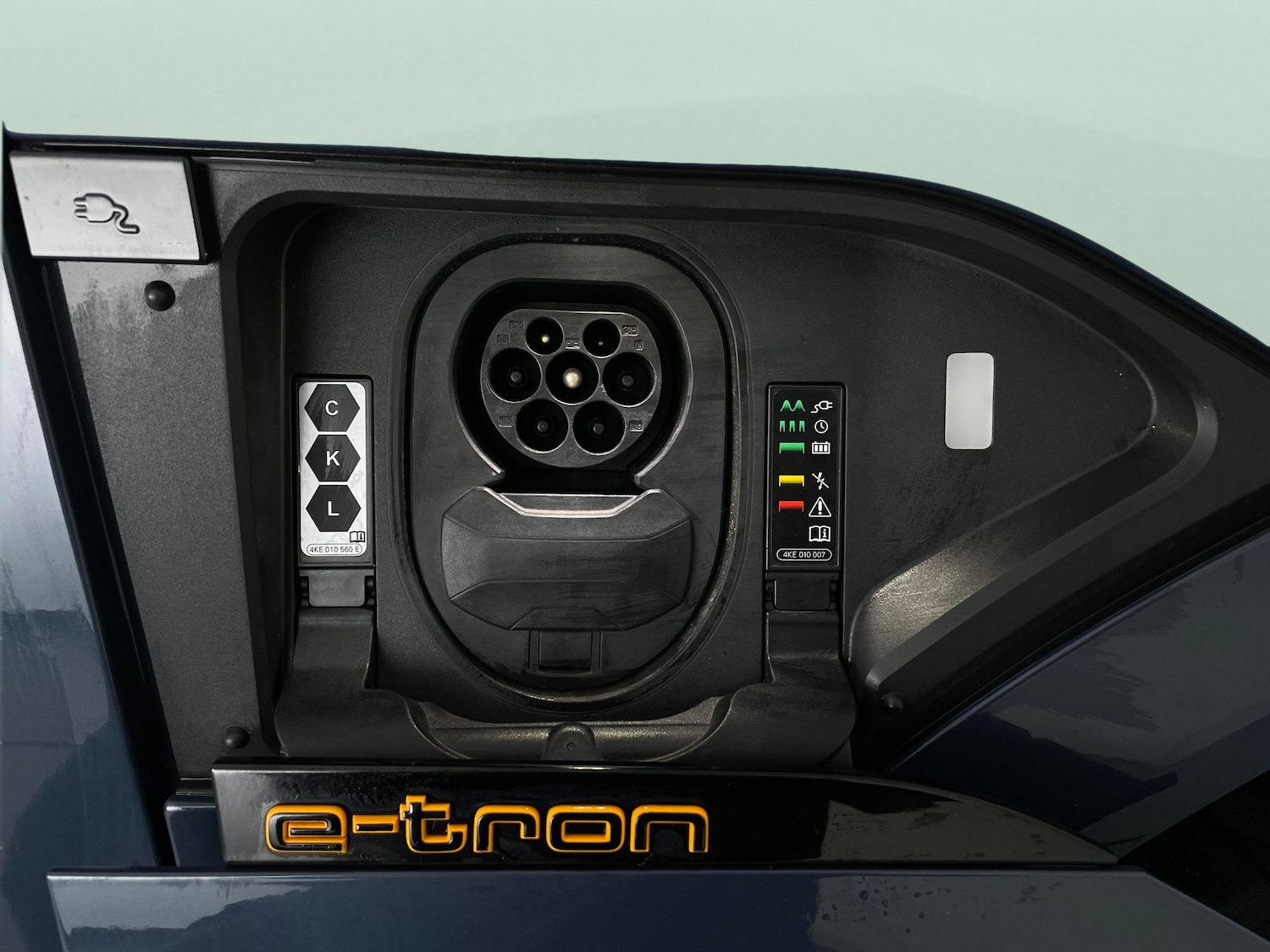 Used Audi e-tron 2023 for sale - 77475424: Photo 42