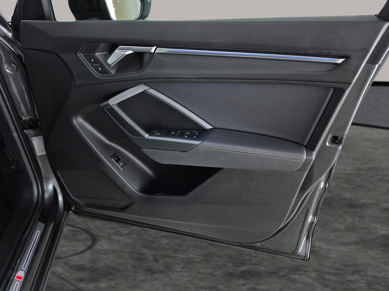 Used Audi Q3 2020 for sale - 77730669: Photo 37