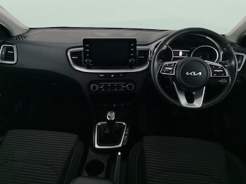 Used Kia Ceed 2024 for sale - 77517284: Photo