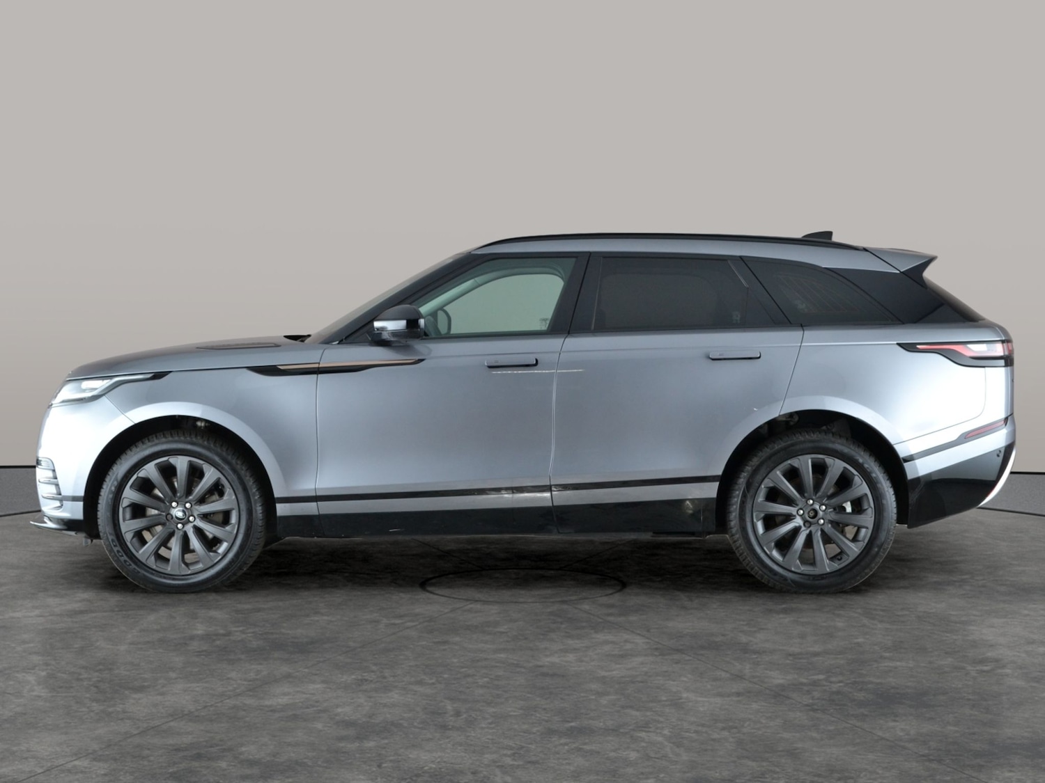 Used Land Rover Range Rover Velar 2022 for sale - 76960478: Photo 14