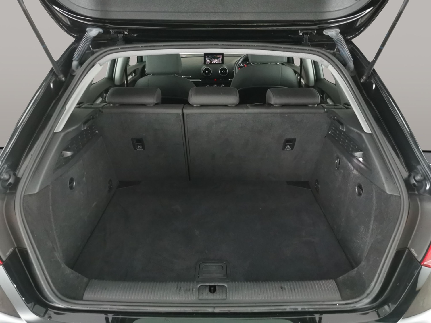 Used Audi A3 2018 for sale - 77034103: Photo 31