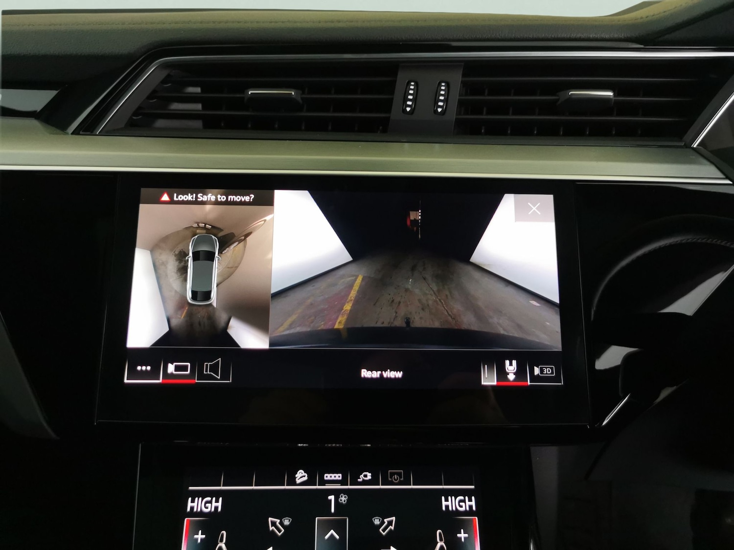 Used Audi e-tron 2020 for sale - 77420815: Photo 7