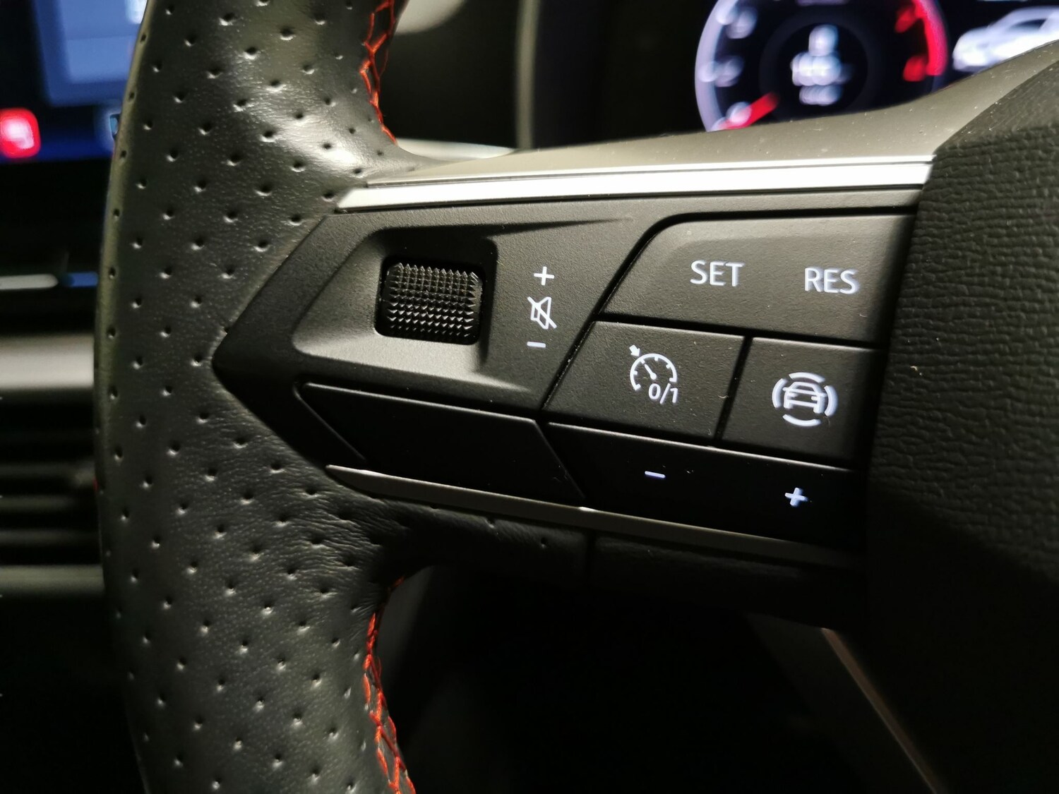 Used SEAT Leon 2023 for sale - 77890341: Photo 17