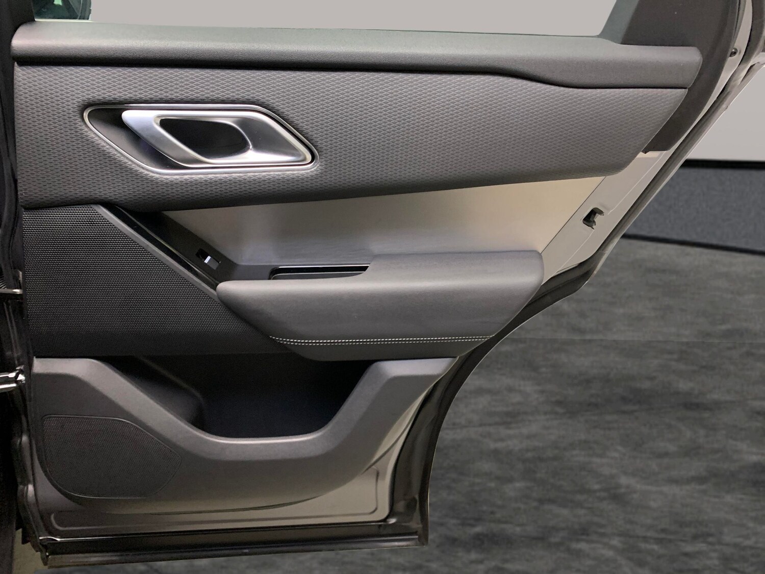 Used Land Rover Range Rover Velar 2021 for sale - 77532536: Photo 36