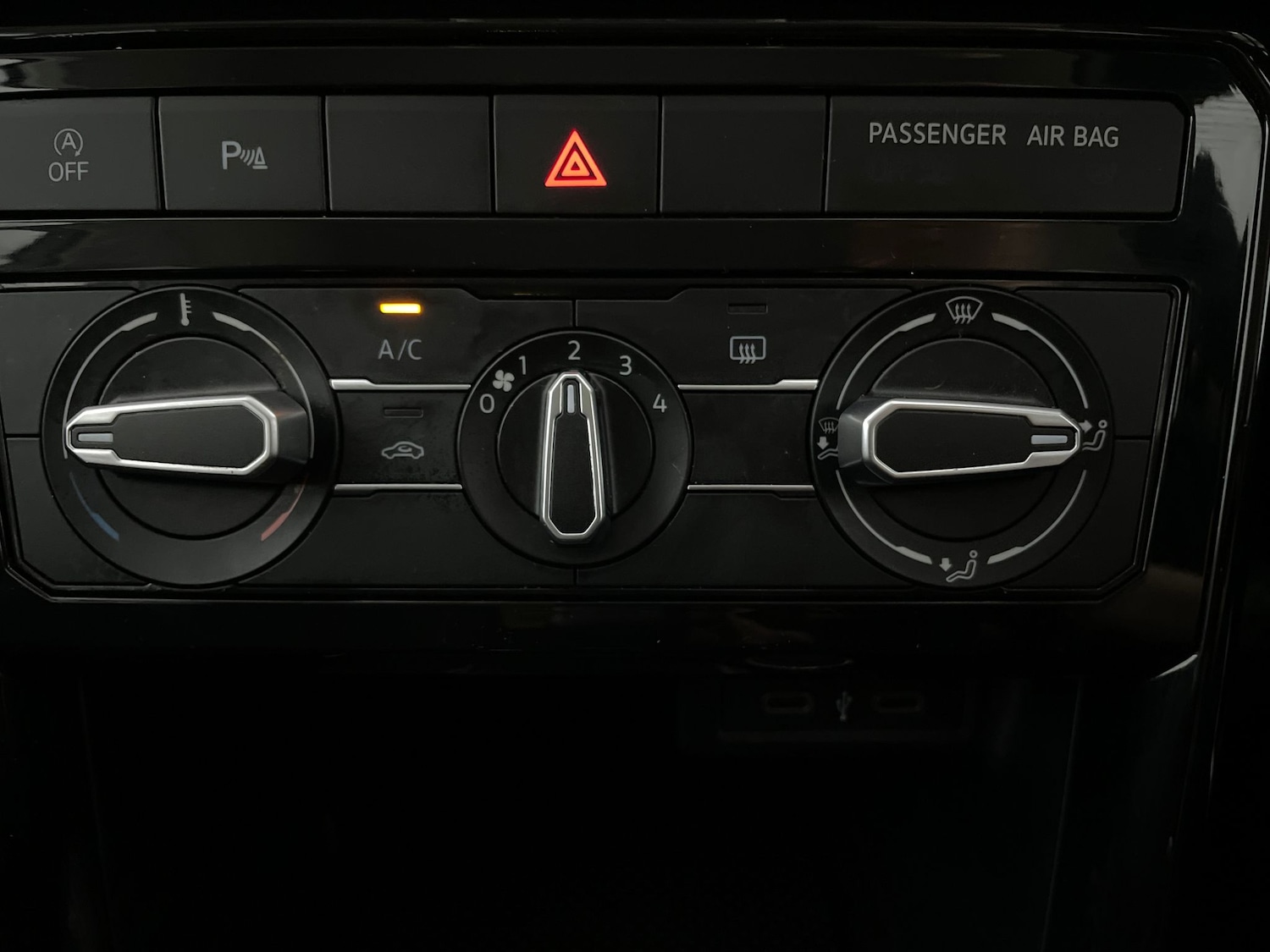 Used Volkswagen T-Cross 2021 for sale - 76507922: Photo 19