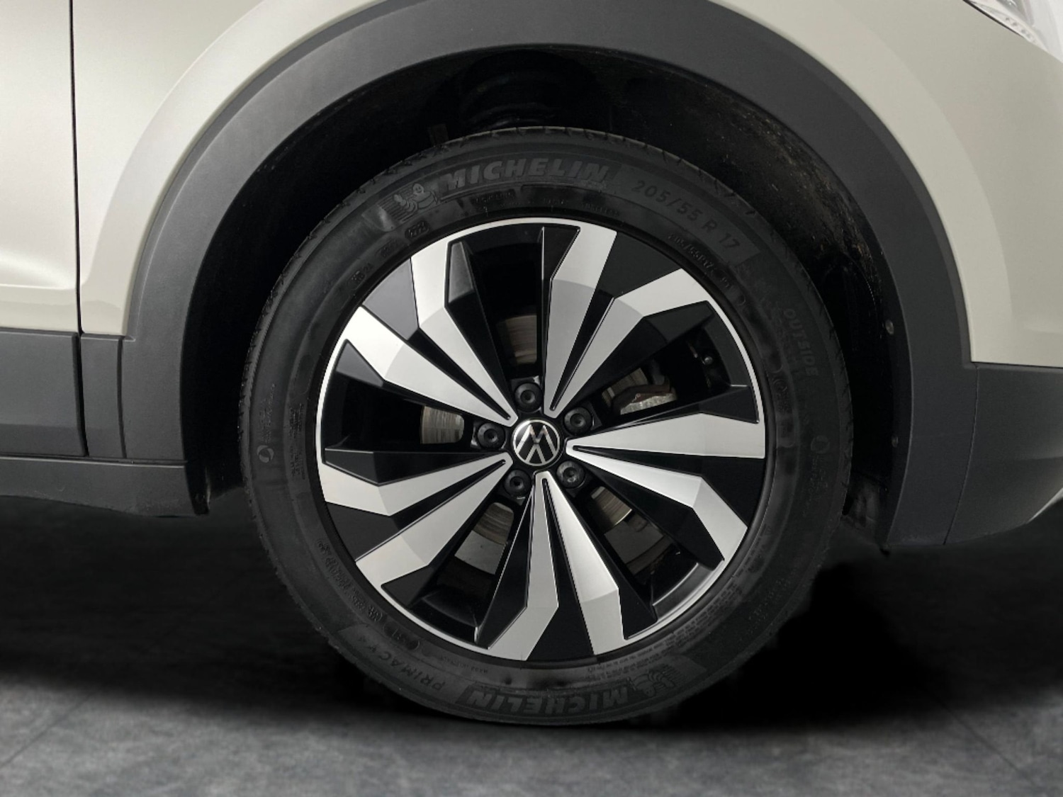 Used Volkswagen T-Cross 2021 for sale - 76507922: Photo 24