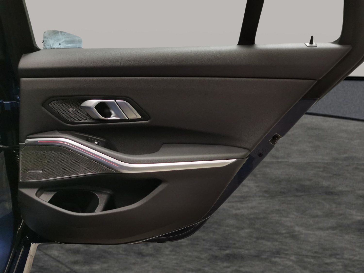 Used BMW 3 Series for sale - 77219136: Photo 24