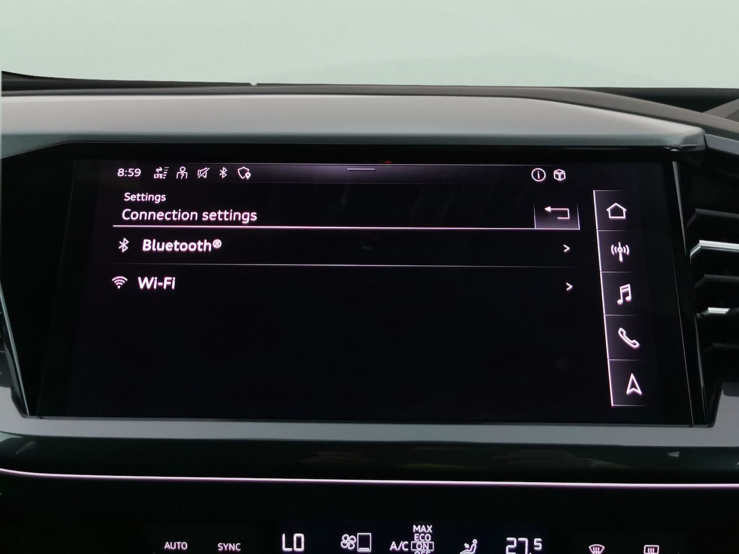 Used Audi Q4 e-tron 2023 for sale - 77962899: Photo 16