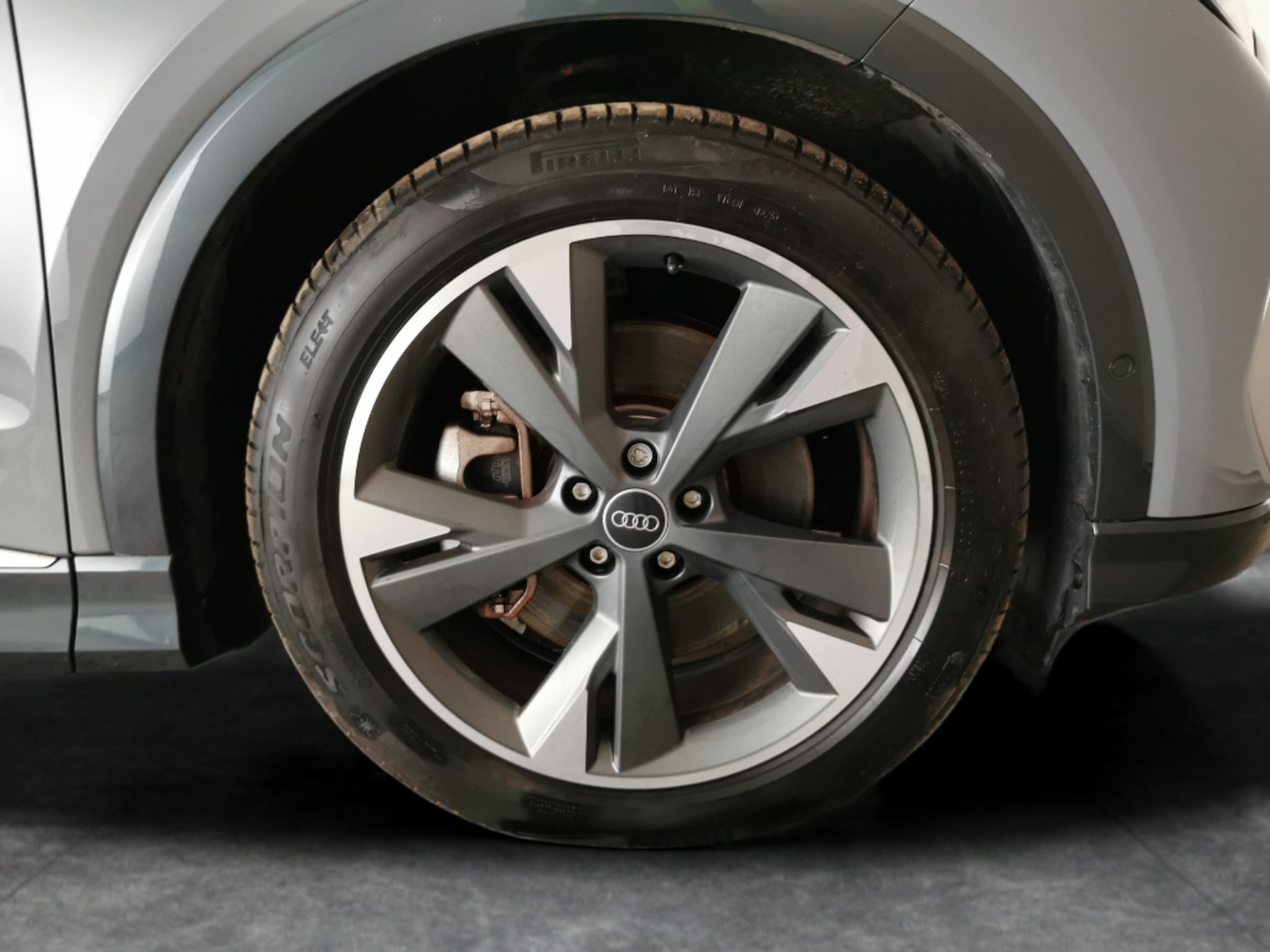 Used Audi Q4 e-tron 2023 for sale - 77962899: Photo 27