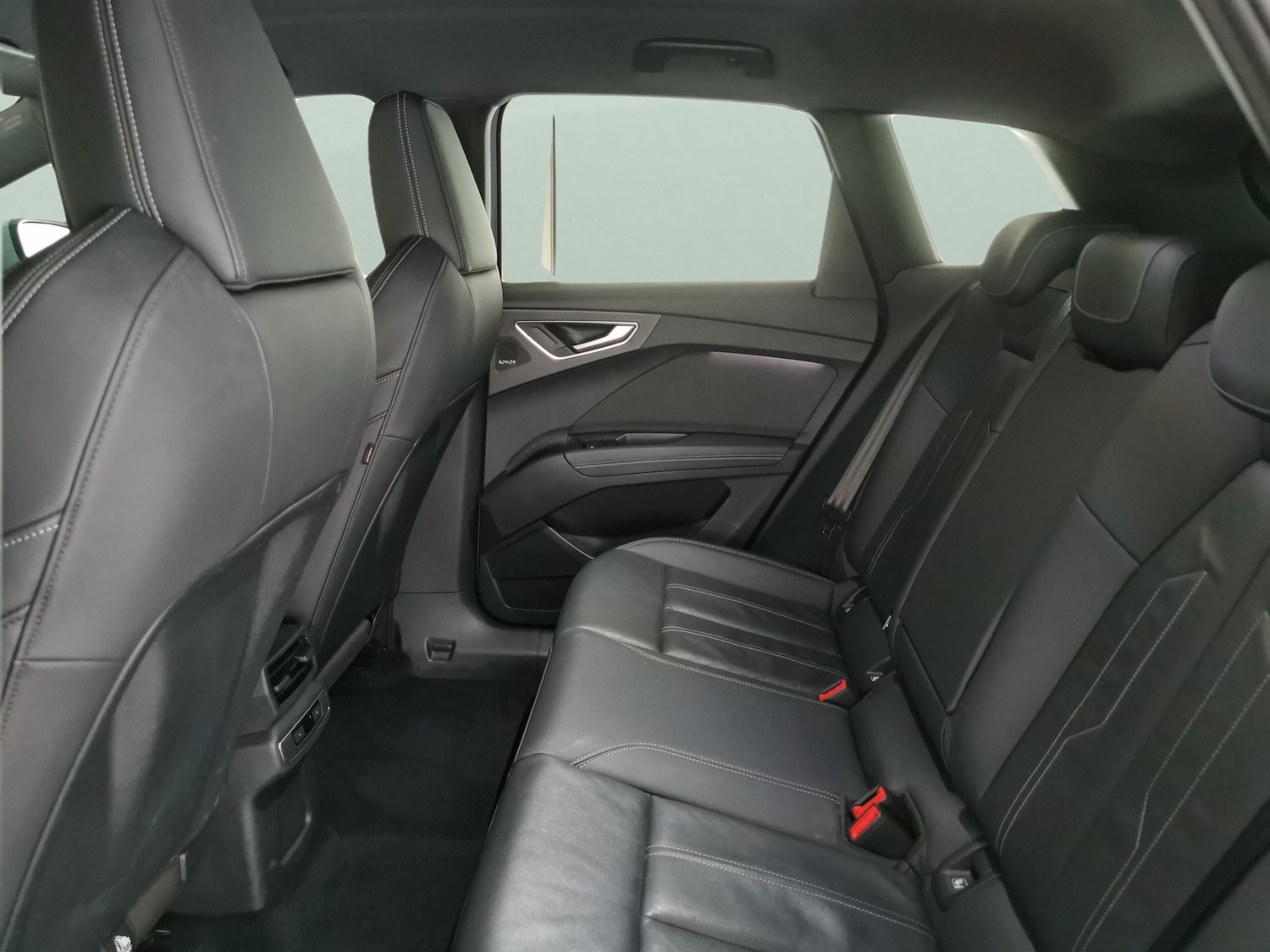 Used Audi Q4 e-tron 2023 for sale - 77962899: Photo 29