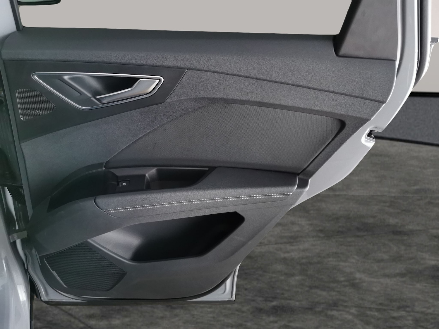 Used Audi Q4 e-tron 2023 for sale - 77962899: Photo 32