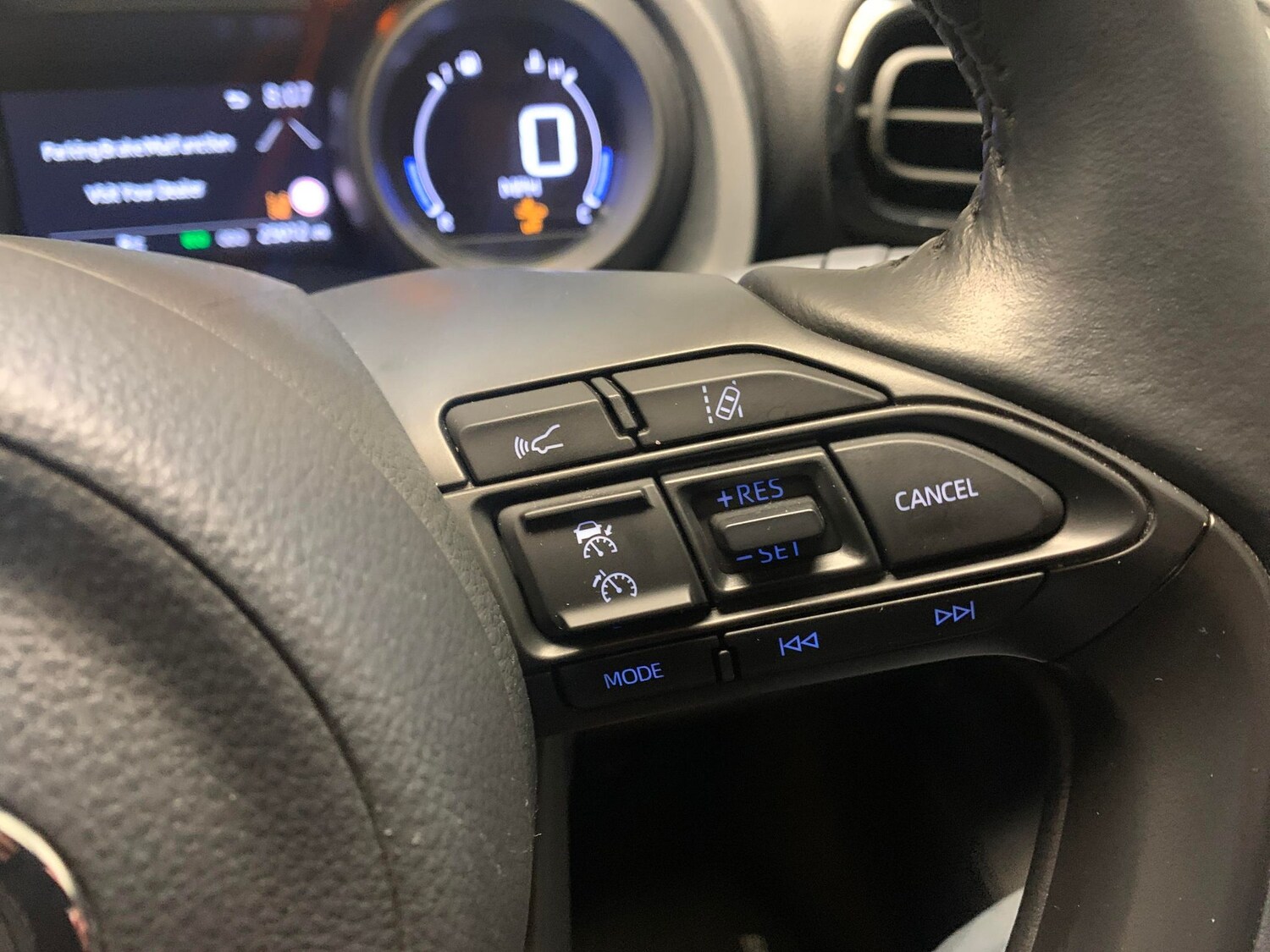 Used Toyota Yaris Cross 2024 for sale - 78187601: Photo 16