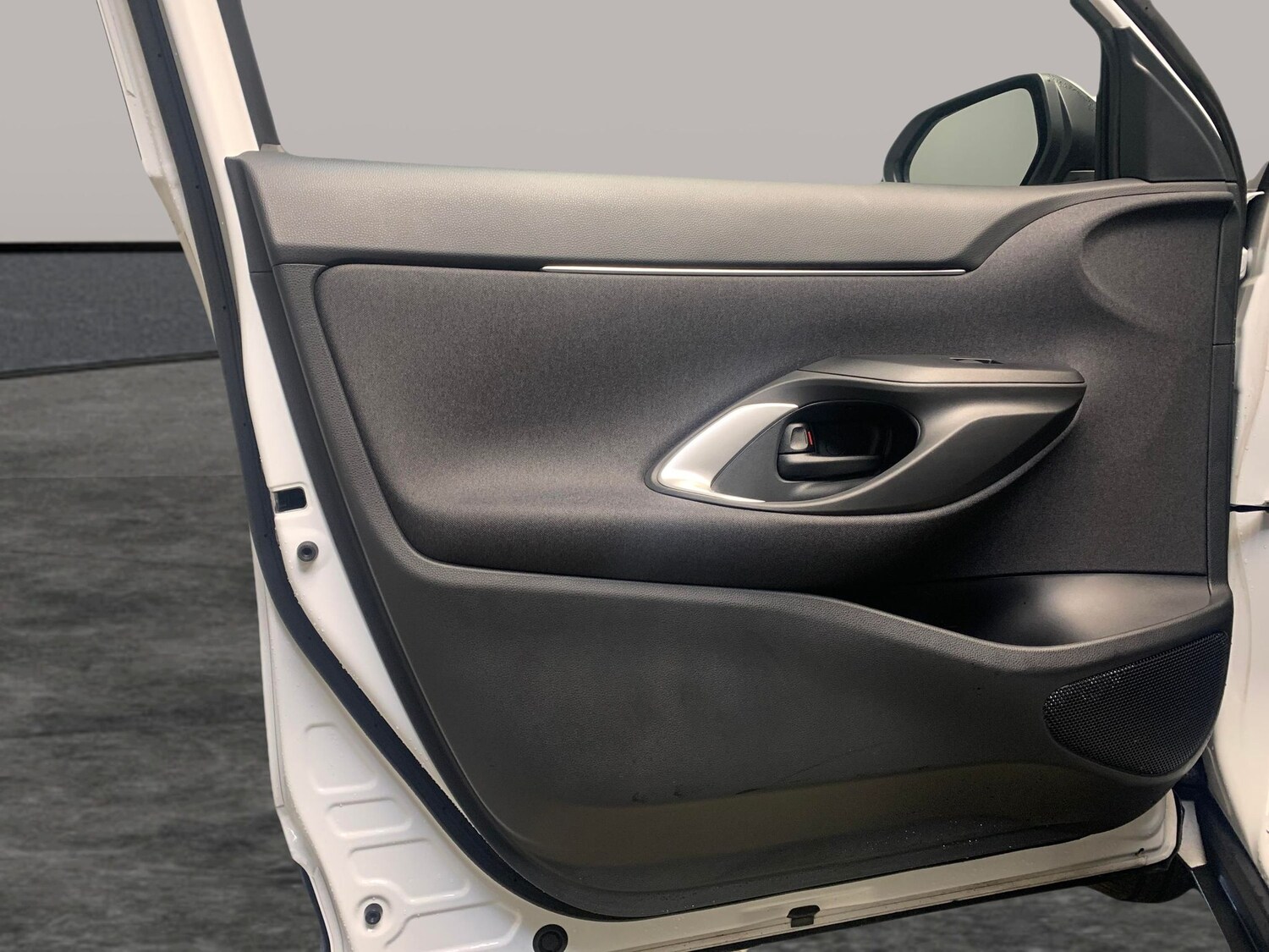 Used Toyota Yaris Cross 2024 for sale - 78187601: Photo 21