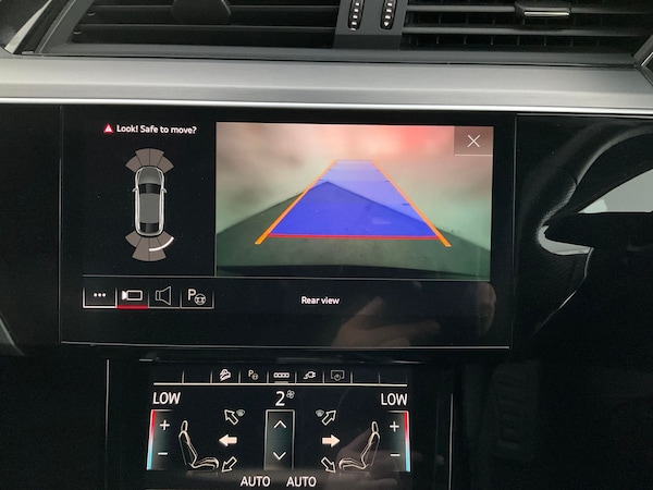 Used Audi e-tron 2022 for sale - 76290689: Photo 27