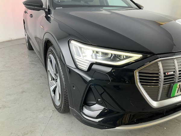 Used Audi e-tron 2022 for sale - 76290689: Photo 8