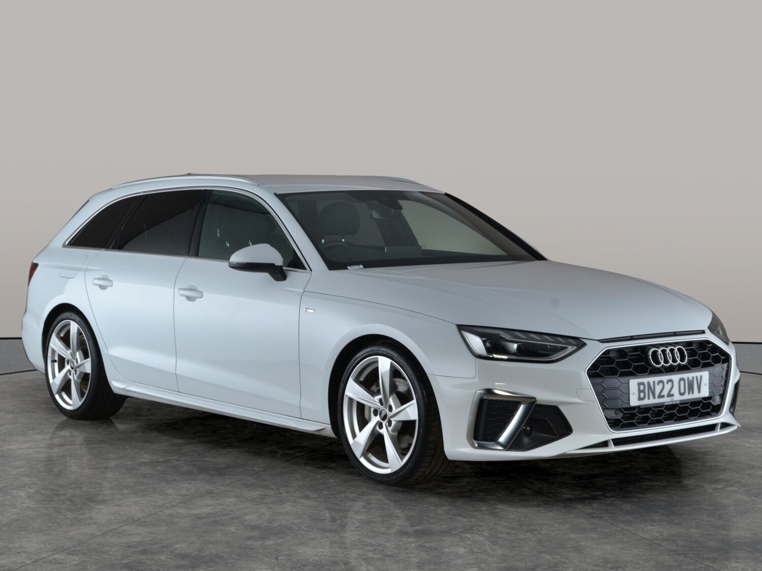 Used Audi A4 2022 for sale - 77493033: Photo 8