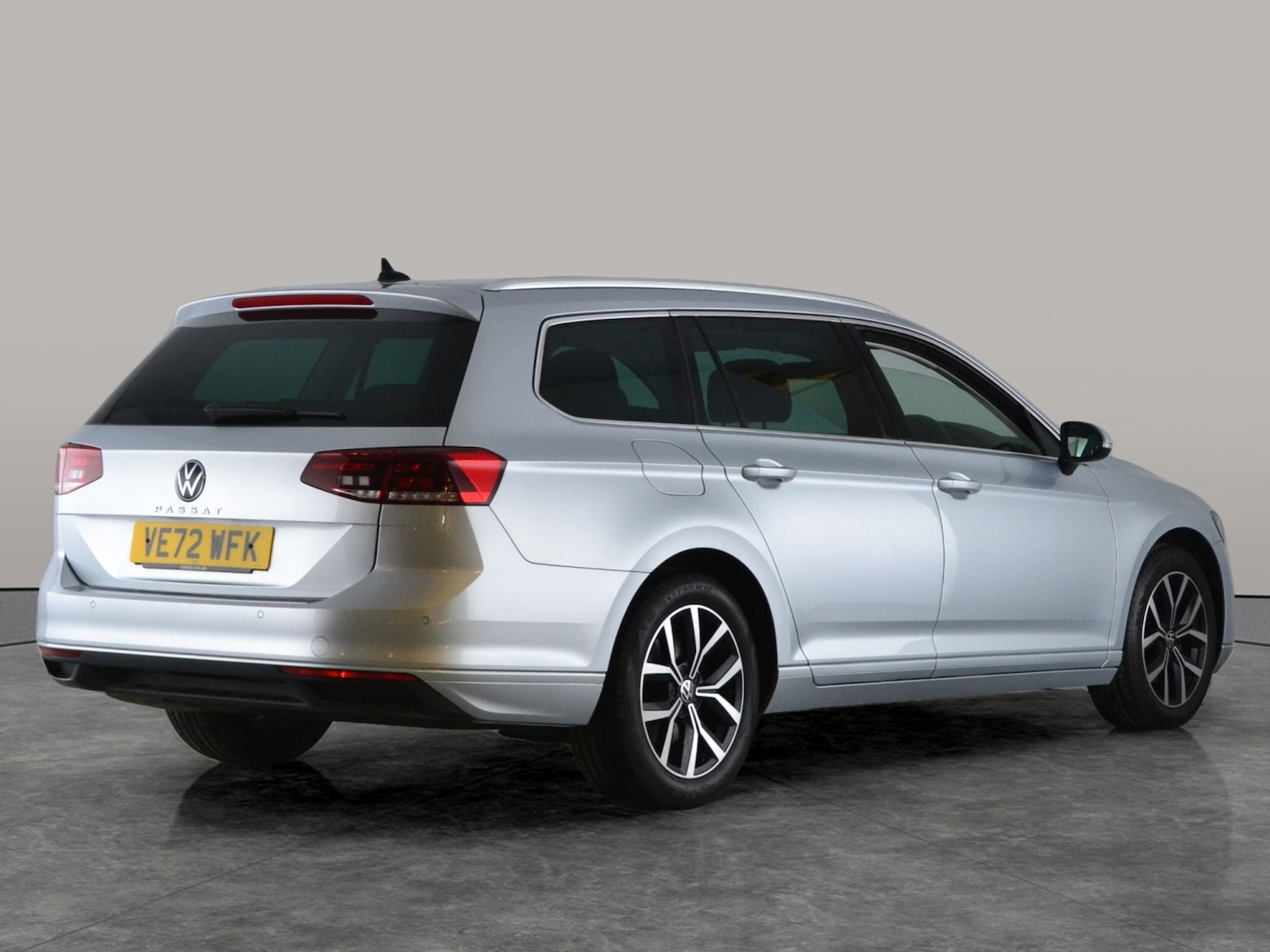 Used Volkswagen Passat 2023 for sale - 77127946: Photo 11