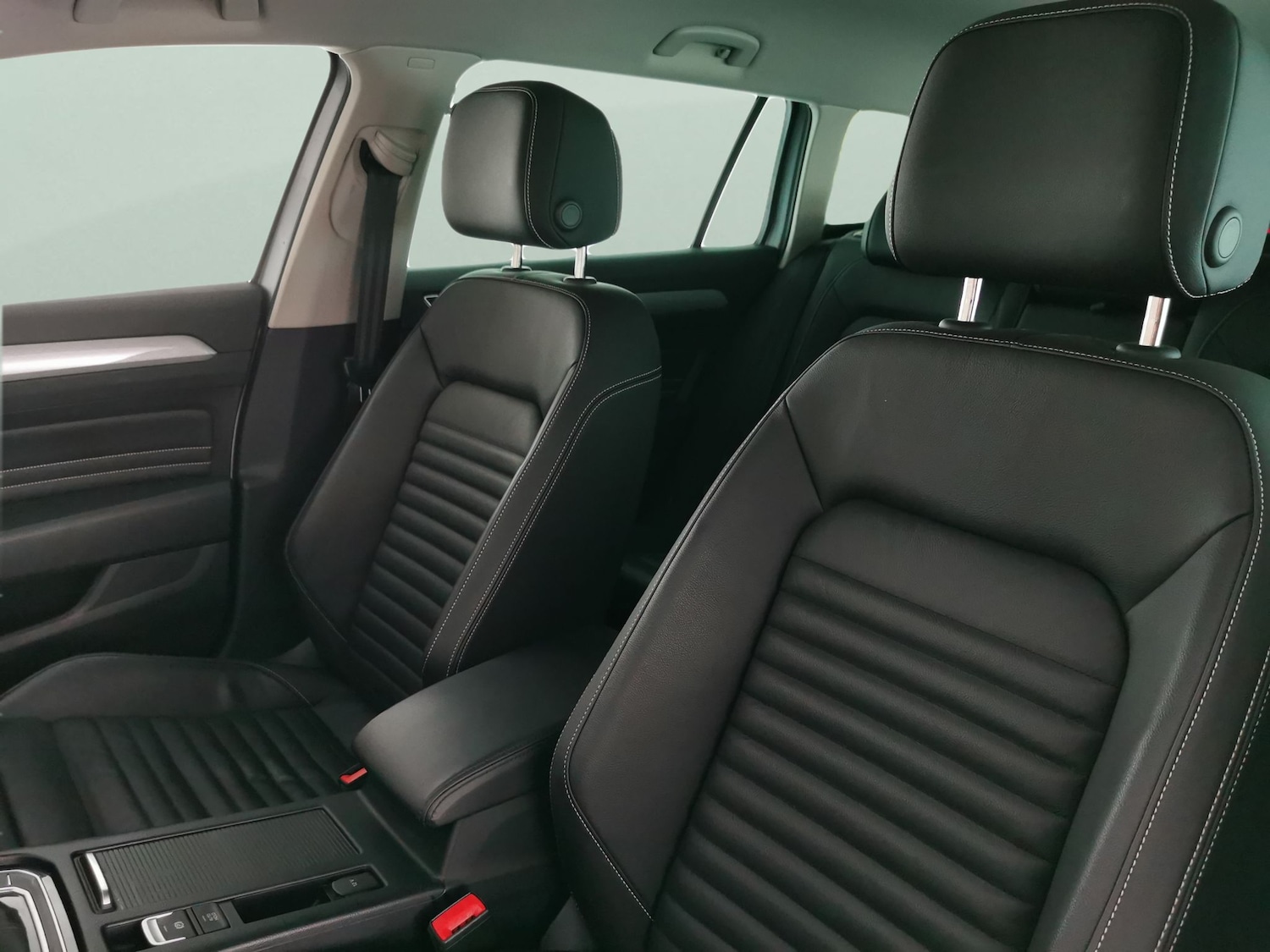 Used Volkswagen Passat 2023 for sale - 77127946: Photo 7