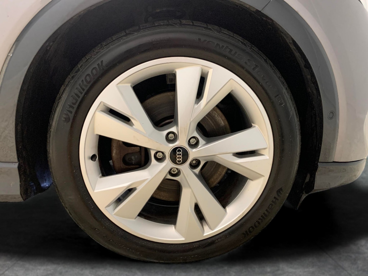 Used Audi Q4 e-tron 2023 for sale - 77542958: Photo 22