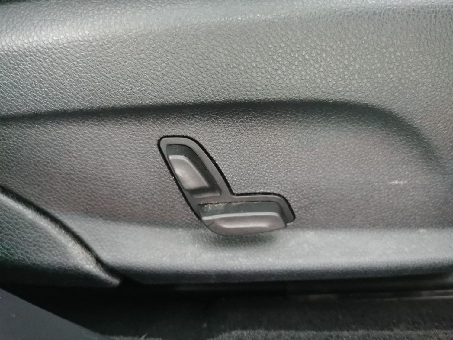 Used Mercedes-Benz E Class 2021 for sale - 77532531: Photo 18