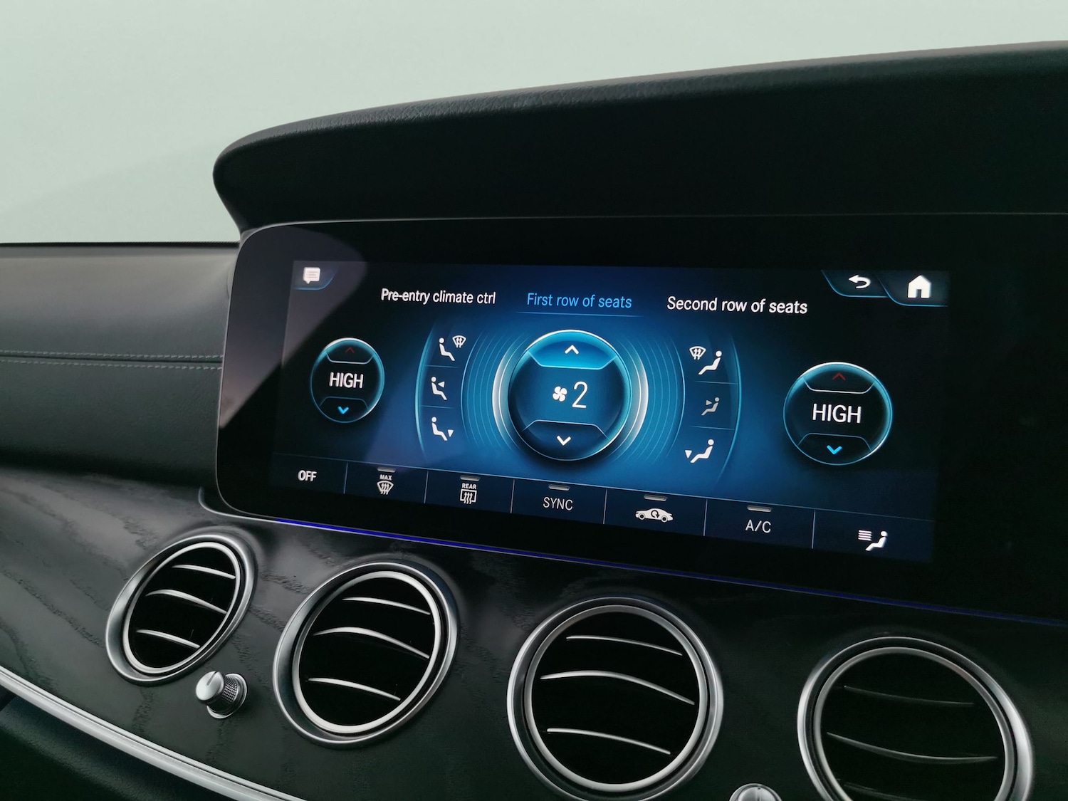 Used Mercedes-Benz E Class 2021 for sale - 77532531: Photo 23