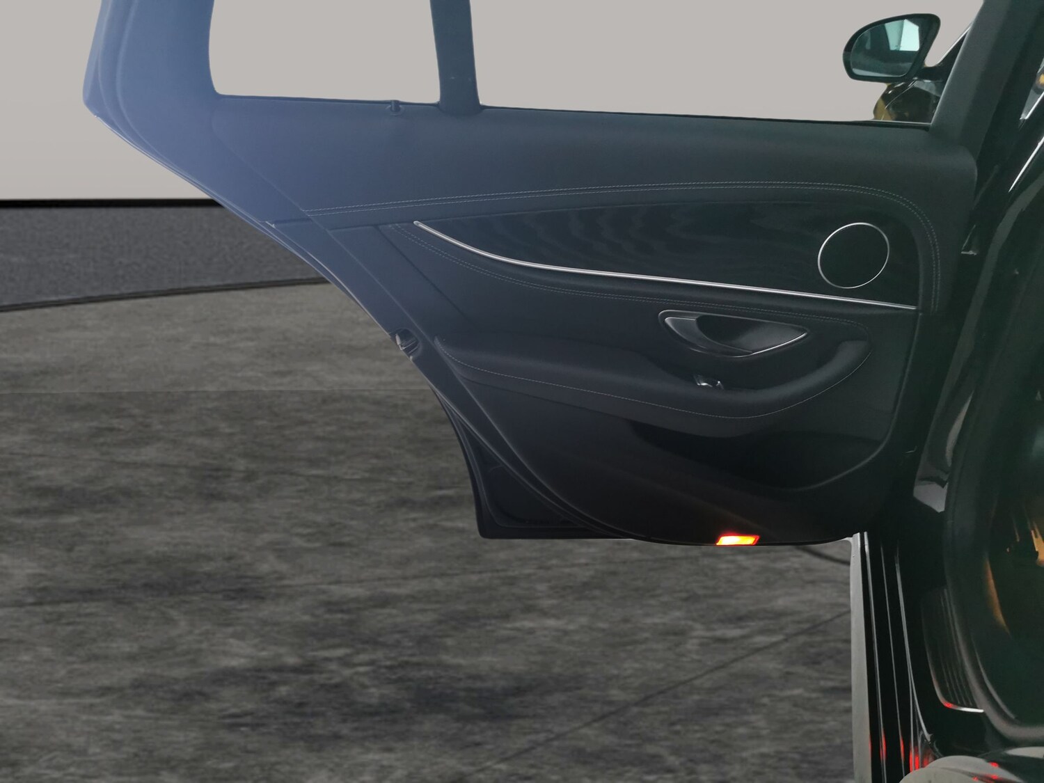 Used Mercedes-Benz E Class 2021 for sale - 77532531: Photo 33