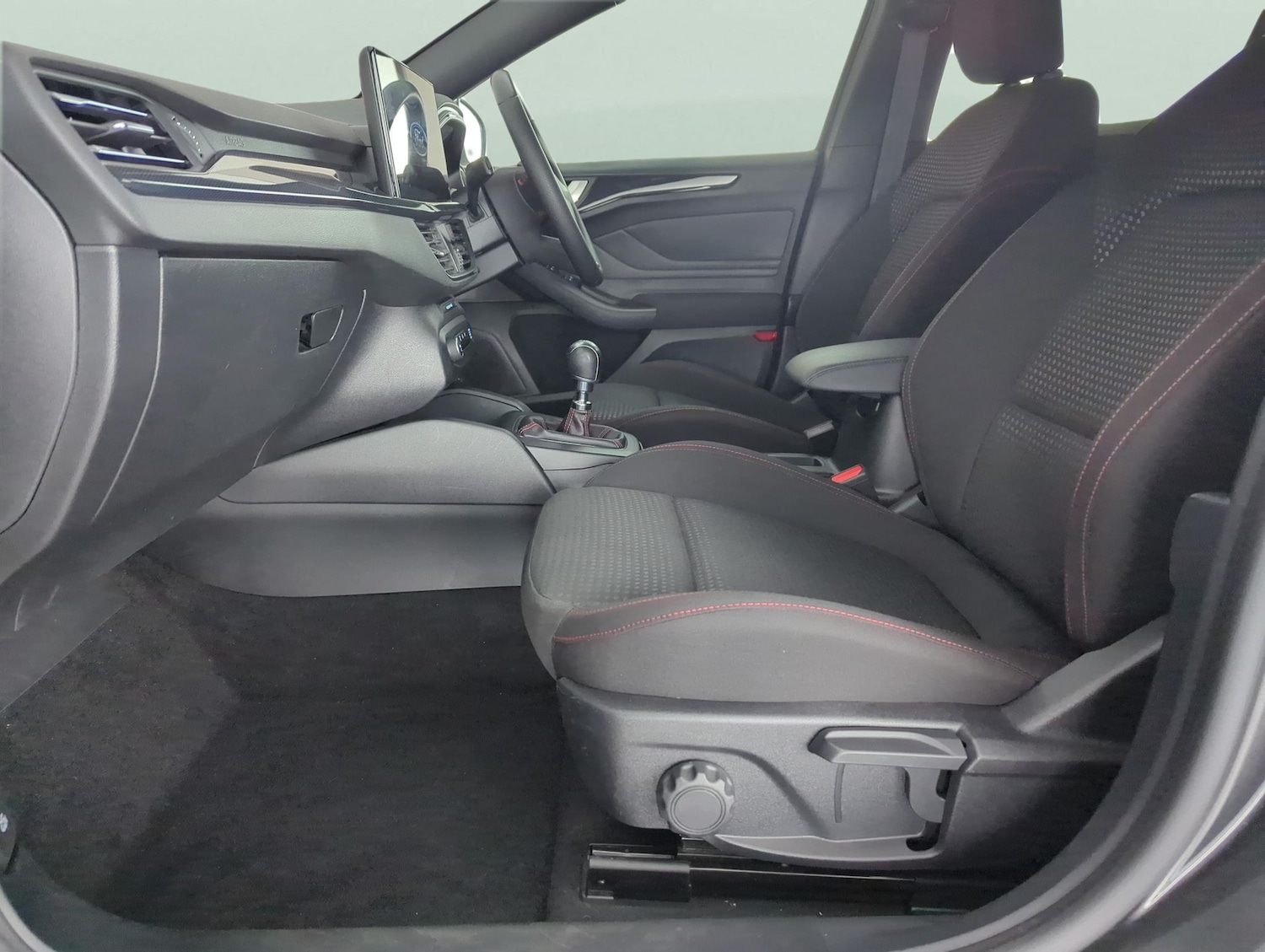 Used Ford Focus 2023 for sale - 77255879: Photo 4