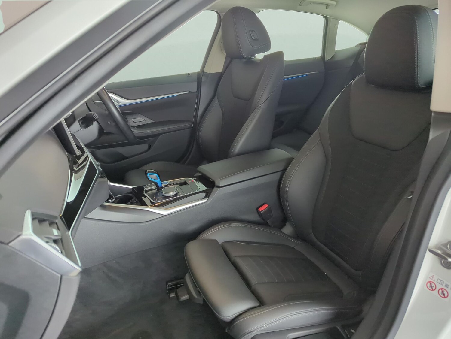 Used BMW i4 2022 for sale - 77760367: Photo 15