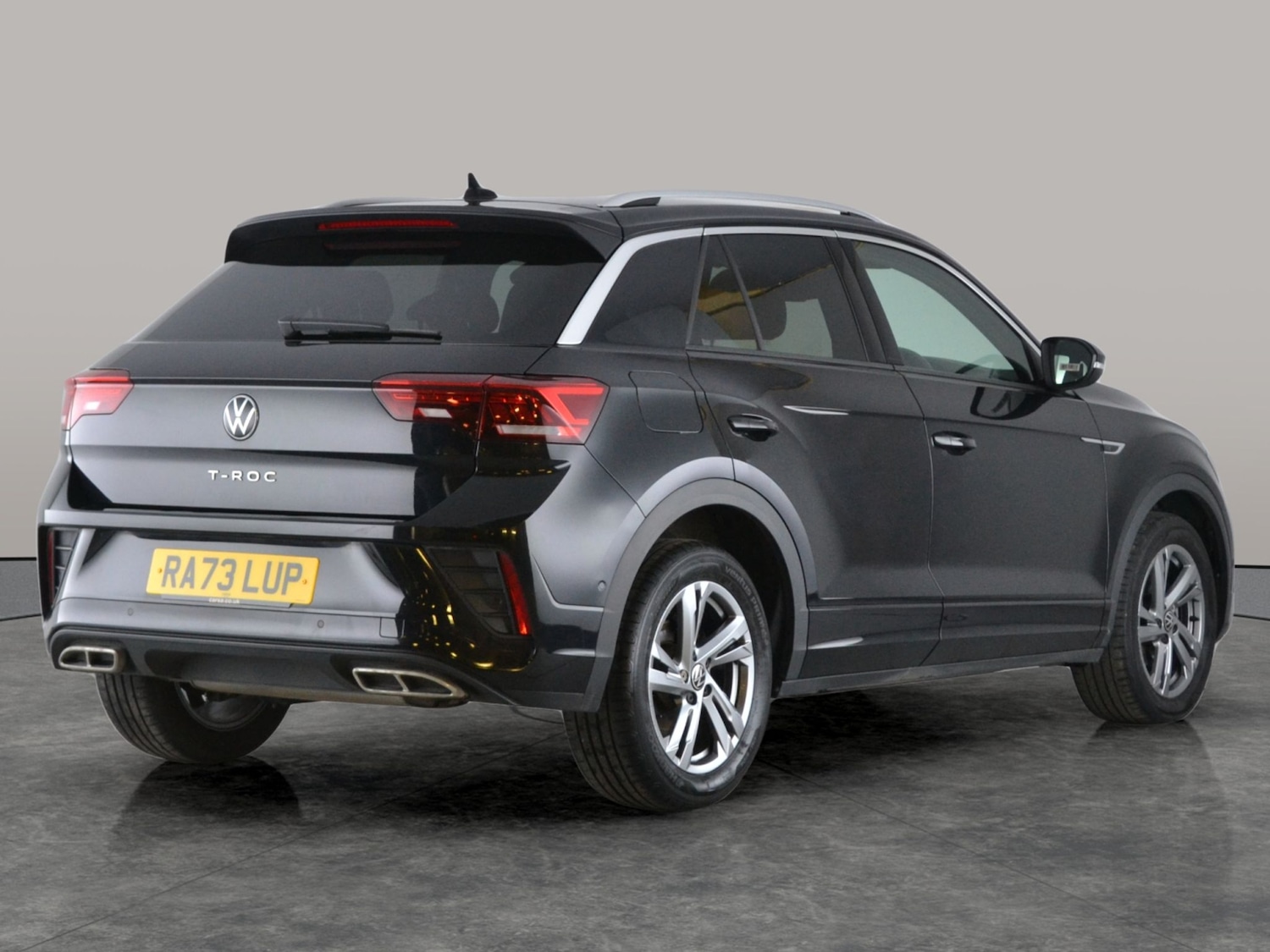 Used Volkswagen T-Roc 2024 for sale - 77702965: Photo 9