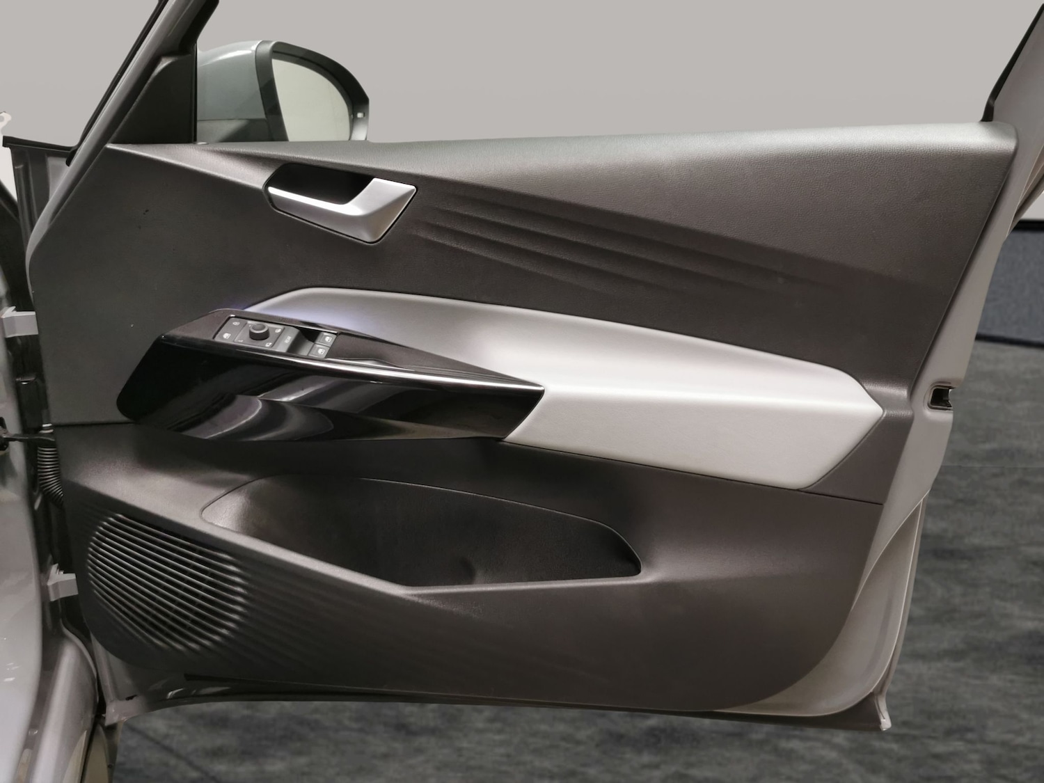 Used Volkswagen ID.3 2023 for sale - 77894175: Photo 25