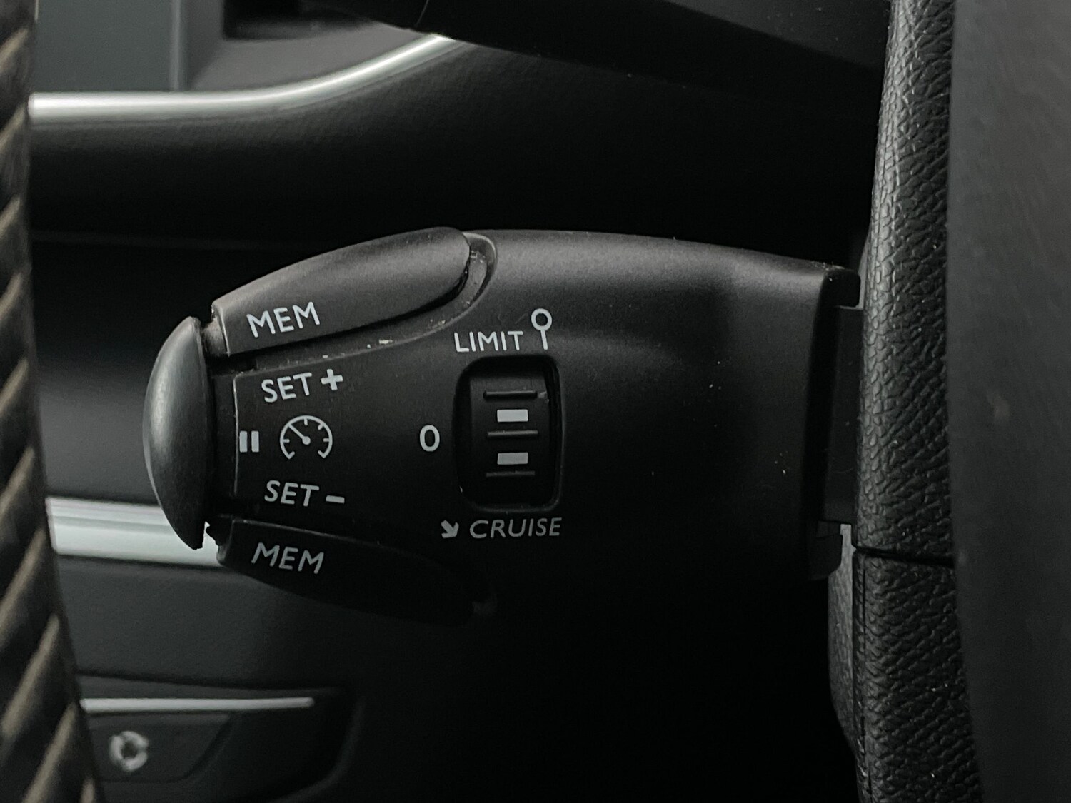 Used Peugeot 308 2020 for sale - 77373946: Photo 23