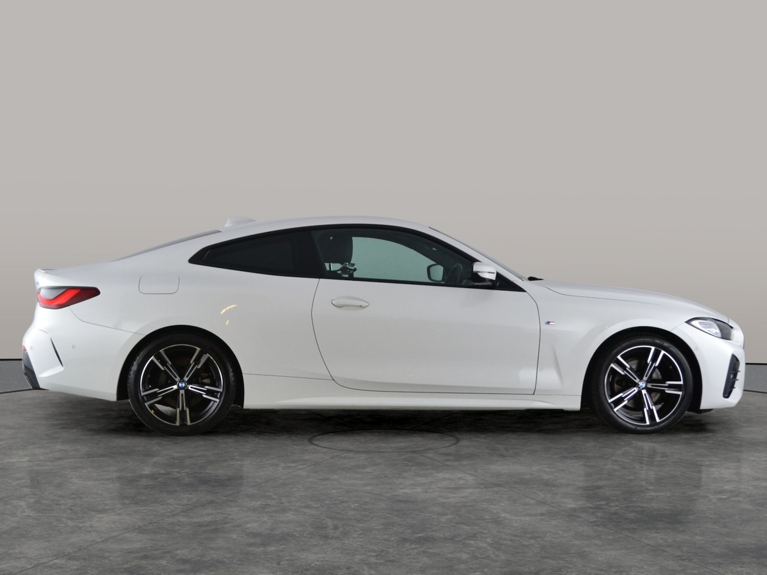 Used BMW 4 Series 2022 for sale - 76384797: Photo 14