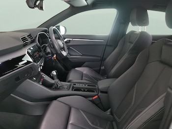 Used Audi Q3 2023 for sale - 78357556: Photo