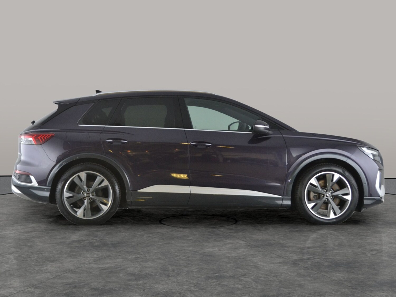 Used Audi Q4 e-tron 2023 for sale - 77760372: Photo 11