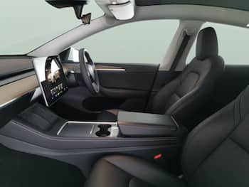 Used Tesla Model Y 2024 for sale - 79854557: Photo