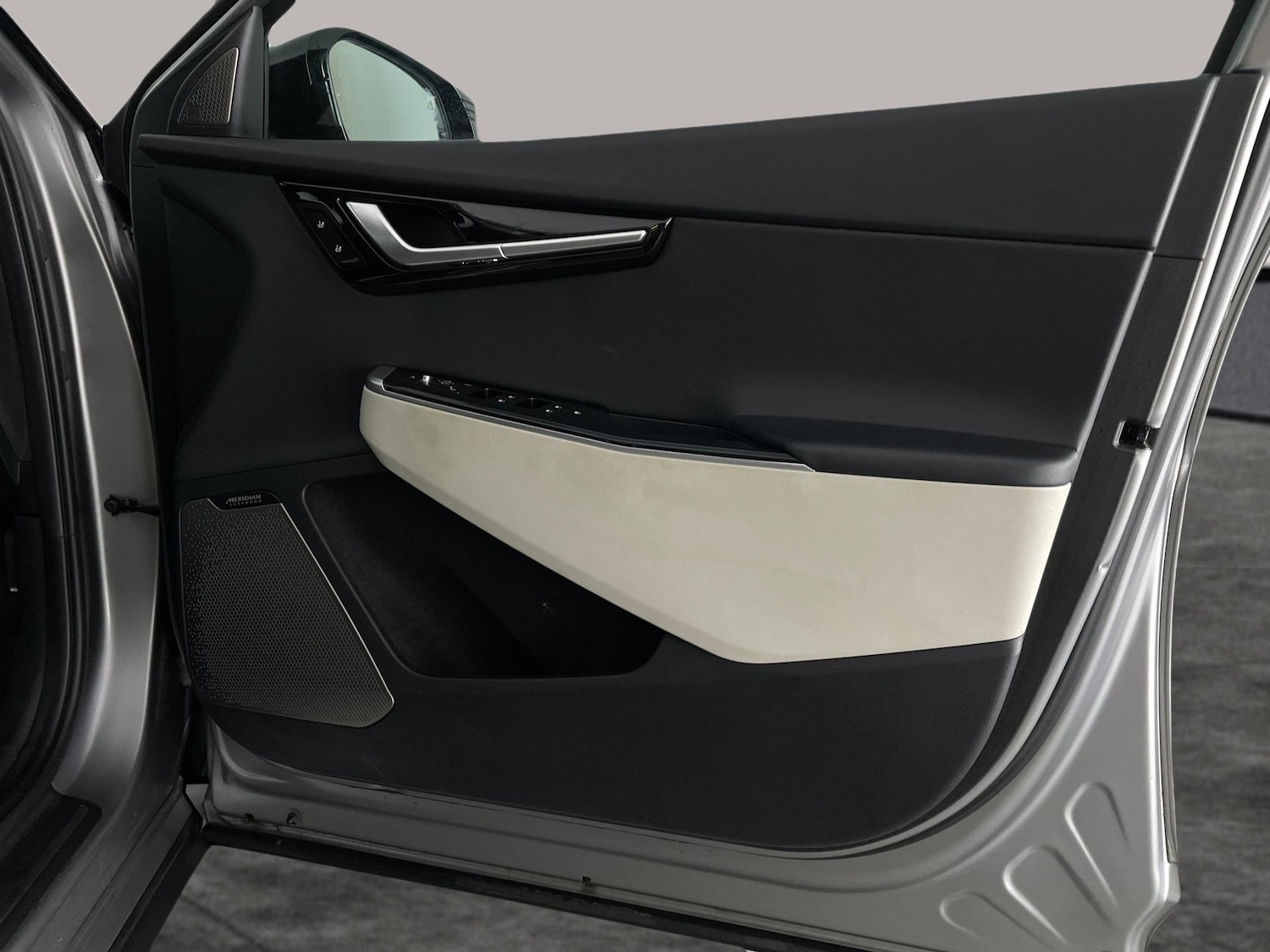 Used Kia EV6 2022 for sale - 77398755: Photo 44