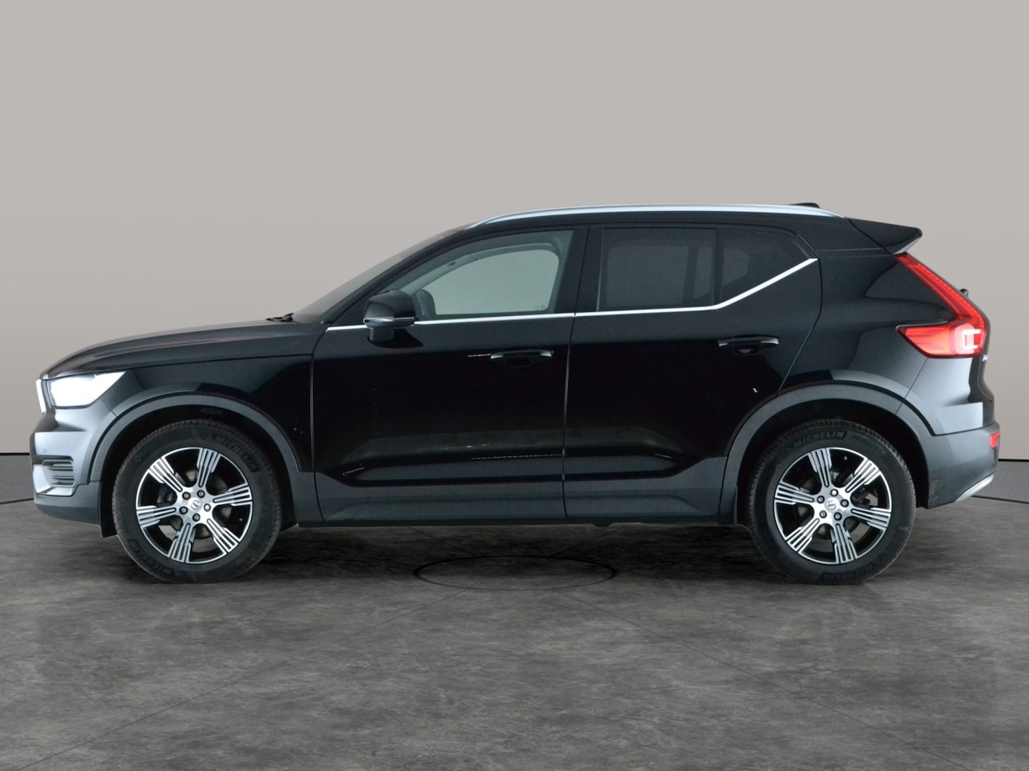 Used Volvo XC40 2022 for sale - 77076083: Photo 13