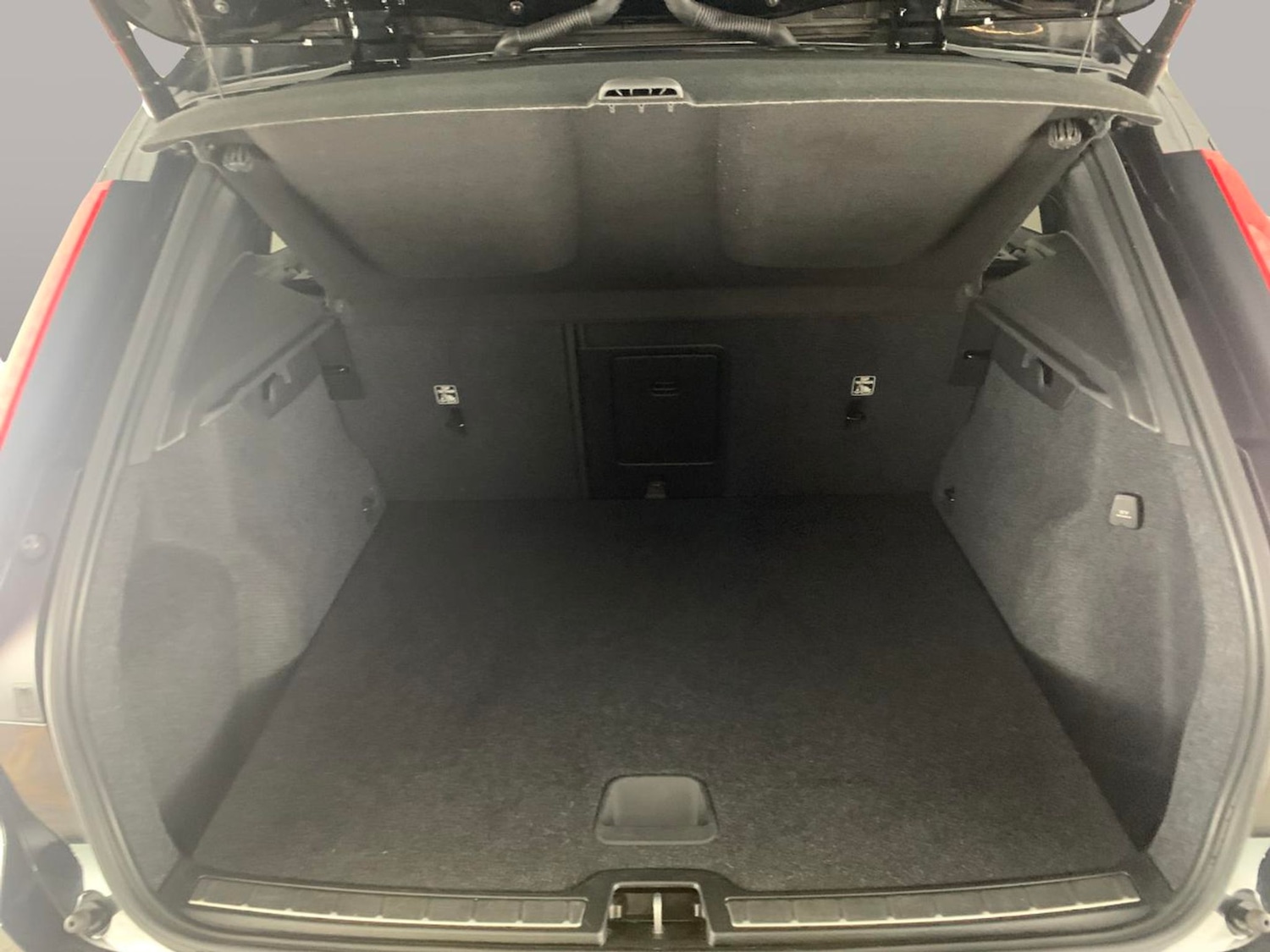 Used Volvo XC40 2022 for sale - 77076083: Photo 26