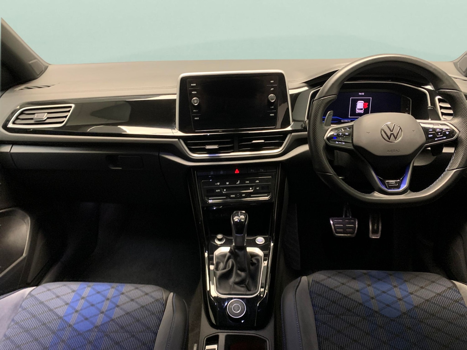 Used Volkswagen T-Roc 2023 for sale - 77043671: Photo 6