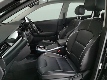 Used Kia Niro 2022 for sale - 77802923: Photo