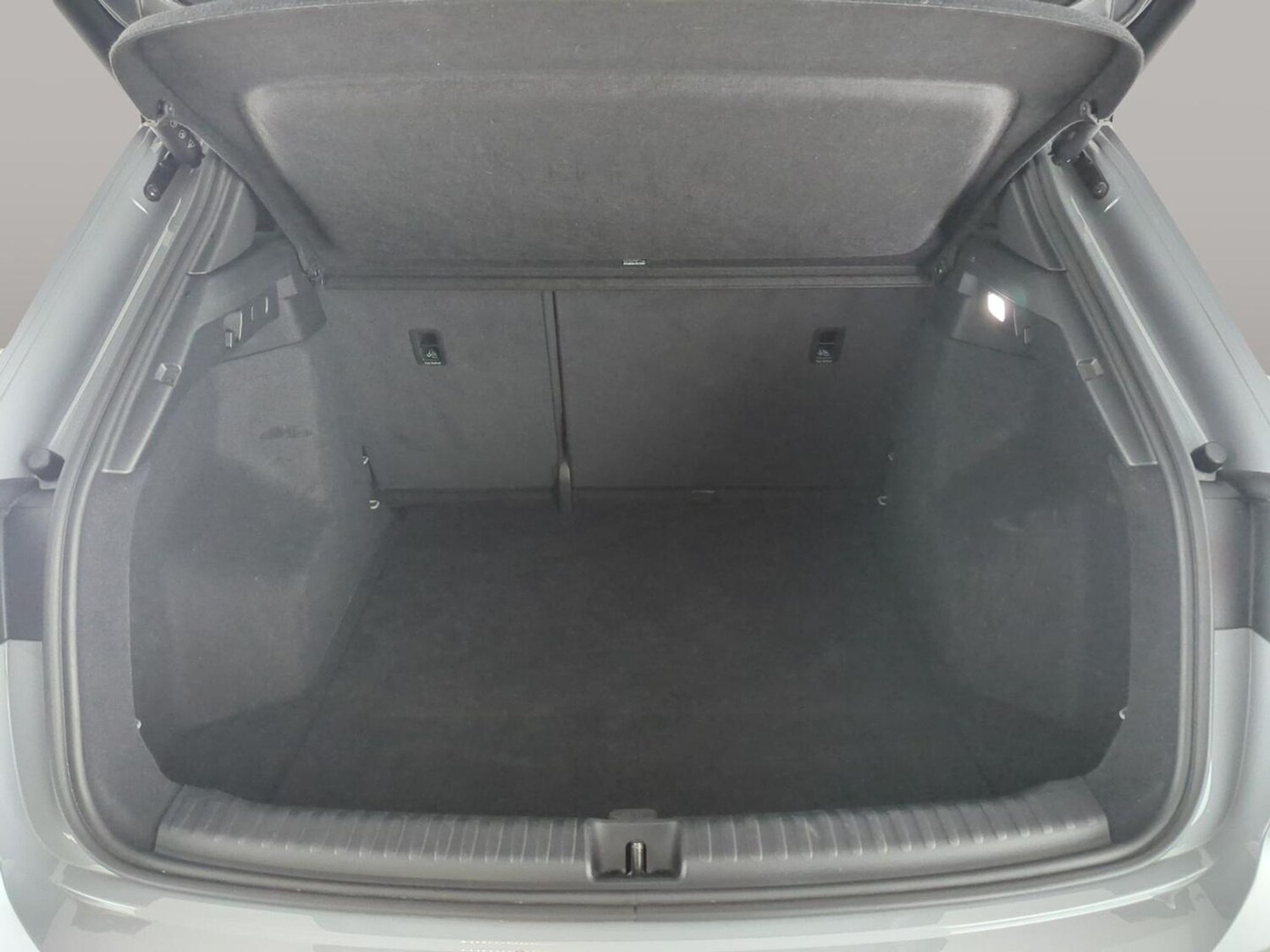 Used Audi Q4 e-tron 2023 for sale - 77804205: Photo 37